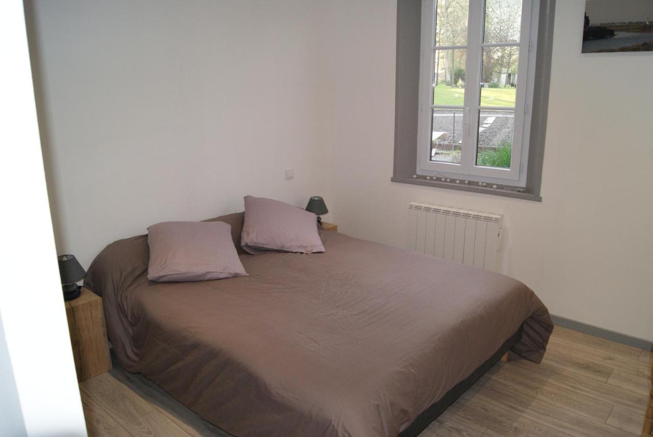 Bed and Breakfast La Longere De Suzanne Arrest Экстерьер фото